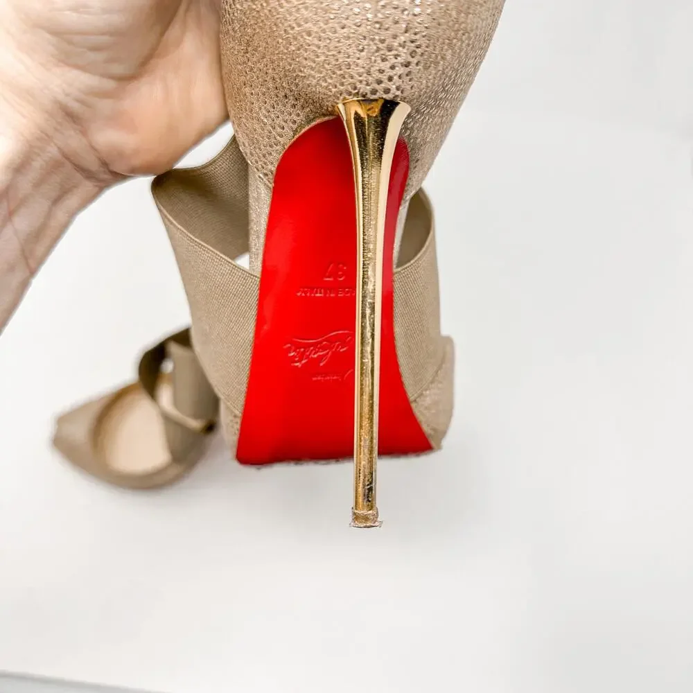Christian Louboutin Gold Metallic Dotted Textured Big Dorcet Pump Heels EU 37